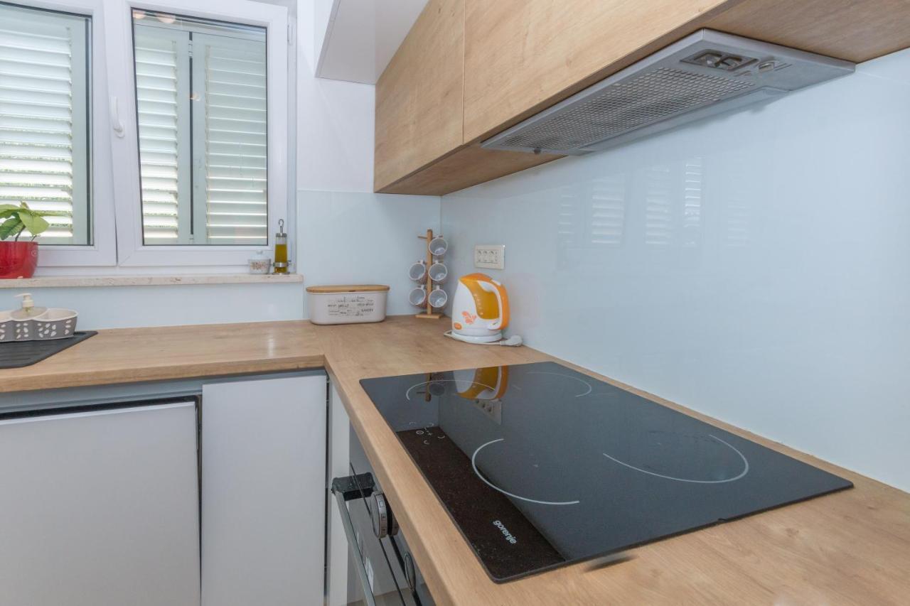 Adria Krk Apartment Đảo Krk Ngoại thất bức ảnh