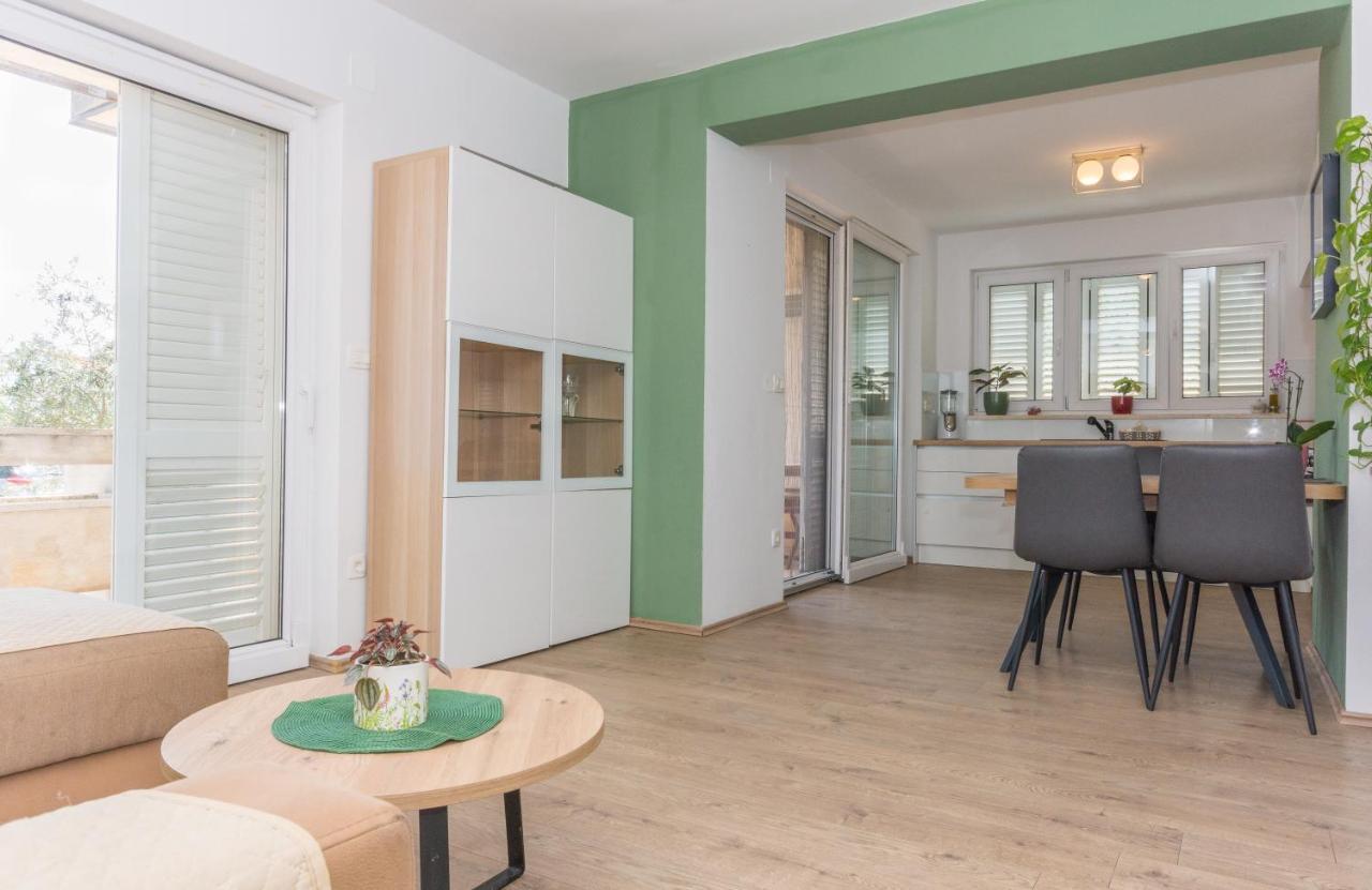 Adria Krk Apartment Đảo Krk Ngoại thất bức ảnh