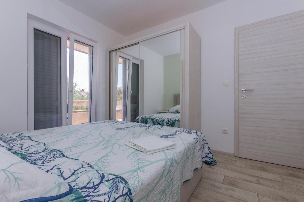 Adria Krk Apartment Đảo Krk Ngoại thất bức ảnh