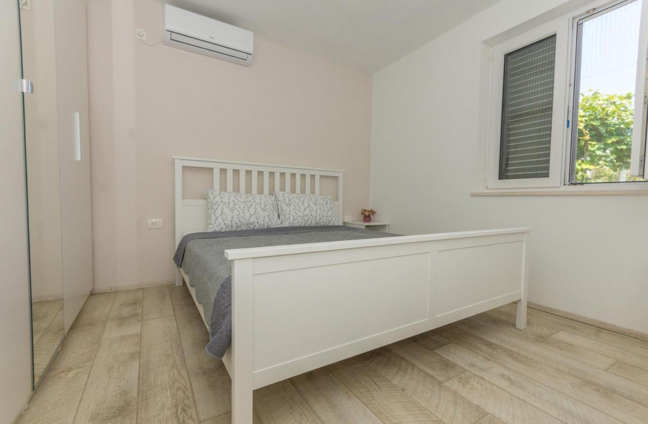 Adria Krk Apartment Đảo Krk Ngoại thất bức ảnh
